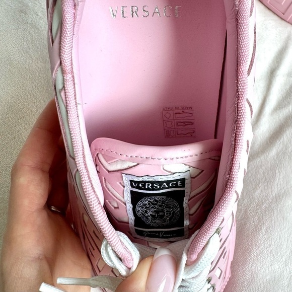 New! VERSACE Shoes, Size 41, Unisex, Versace Greca Lasercut Shoes in Pink - Picture 7 of 13